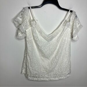 White House Black‎ Market white Lace cold shoulder blouse women’s size